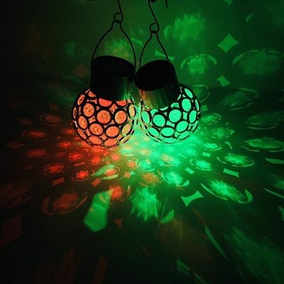 Lampu taman surya bola gantung dekoratif berongga baru yang dipimpin bola kaca ringan