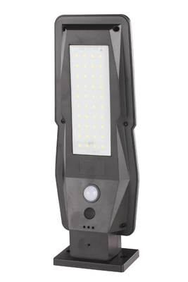 Wall Mounted Garden COB Lampu Jalan Tenaga Surya 2400mAh Tahan Air